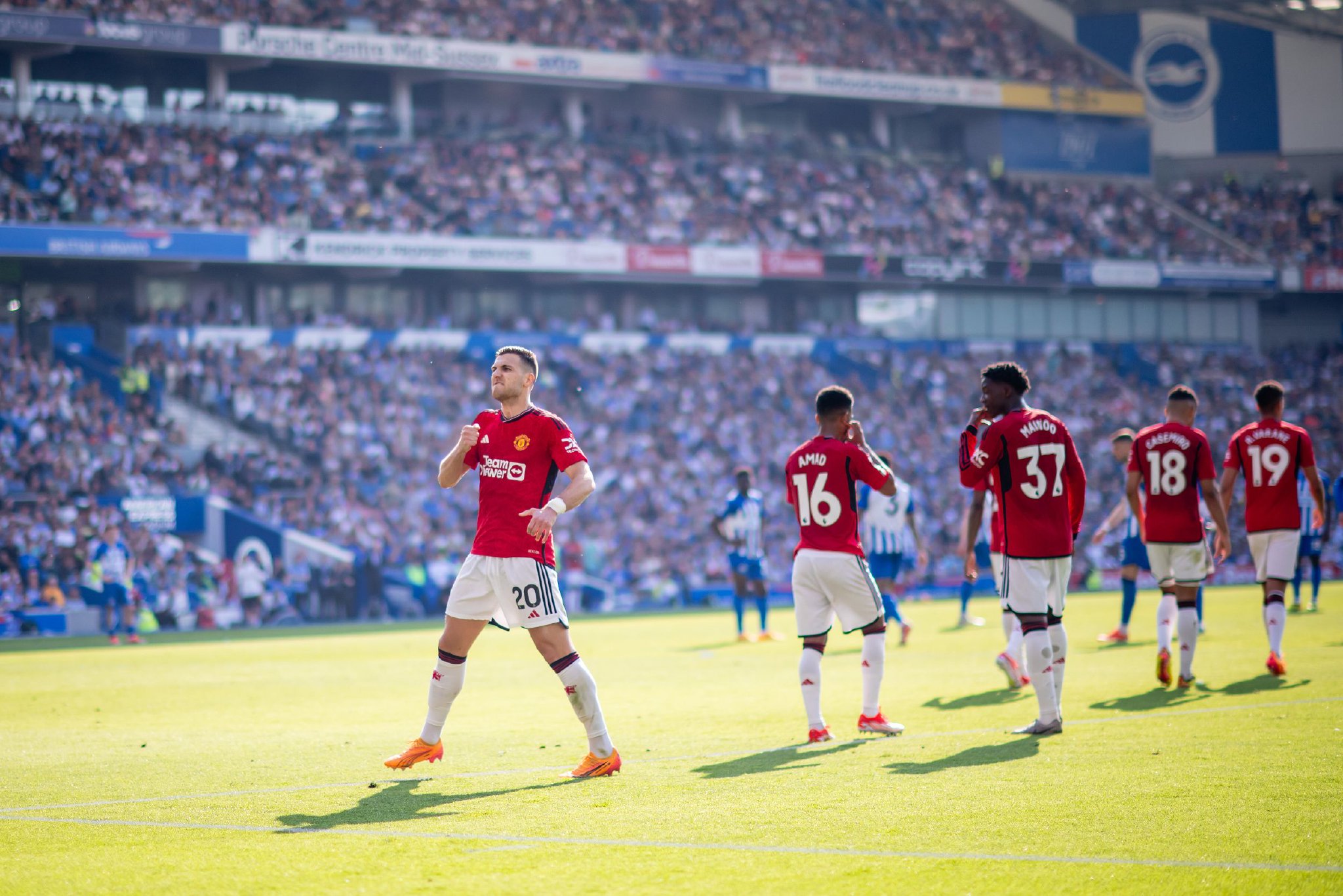 场的表现来 场的表现来