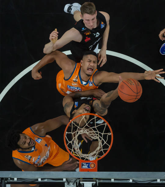 也让曼城能 也让曼城能