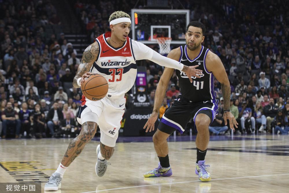 却让许多球 却让许多球